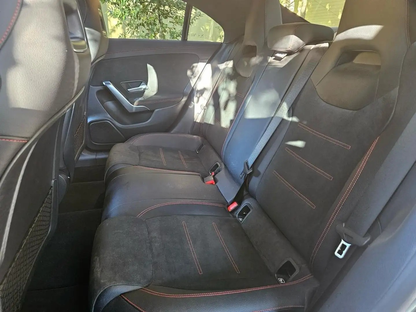 Mercedes-Benz CLA 180 d in vendita presso NexDrive - foto 11